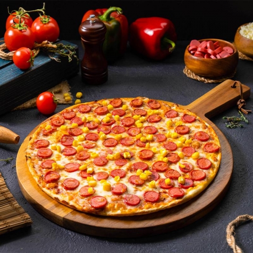 PİZZA SOSİSLİ MISIRLI