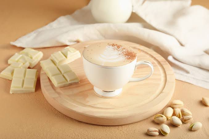 WHİT CHOCOLATE MOCHA
